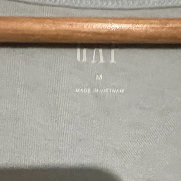 Blue and beige Gap tank top size medium (M) - Picture 2 of 3